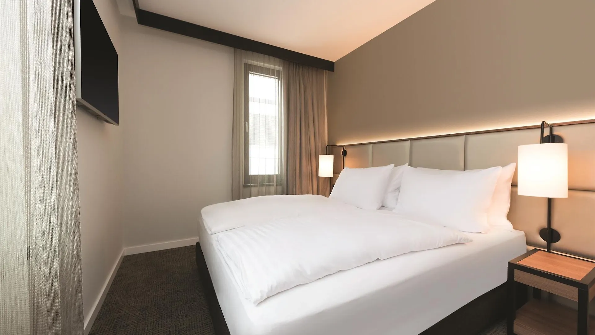 Adina Apartment Hotel Frankfurt Westend Frankfurt am Main 4*,  Alemanha