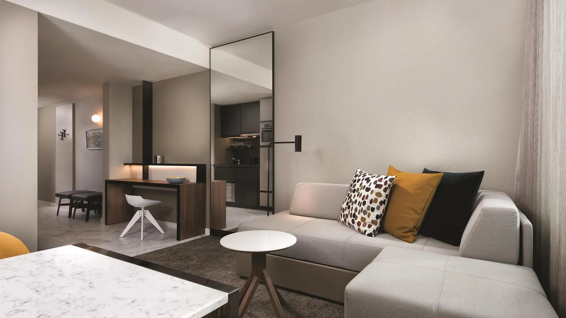 ****  Adina Apartment Hotel Frankfurt Westend Frankfurt am Main Alemanha