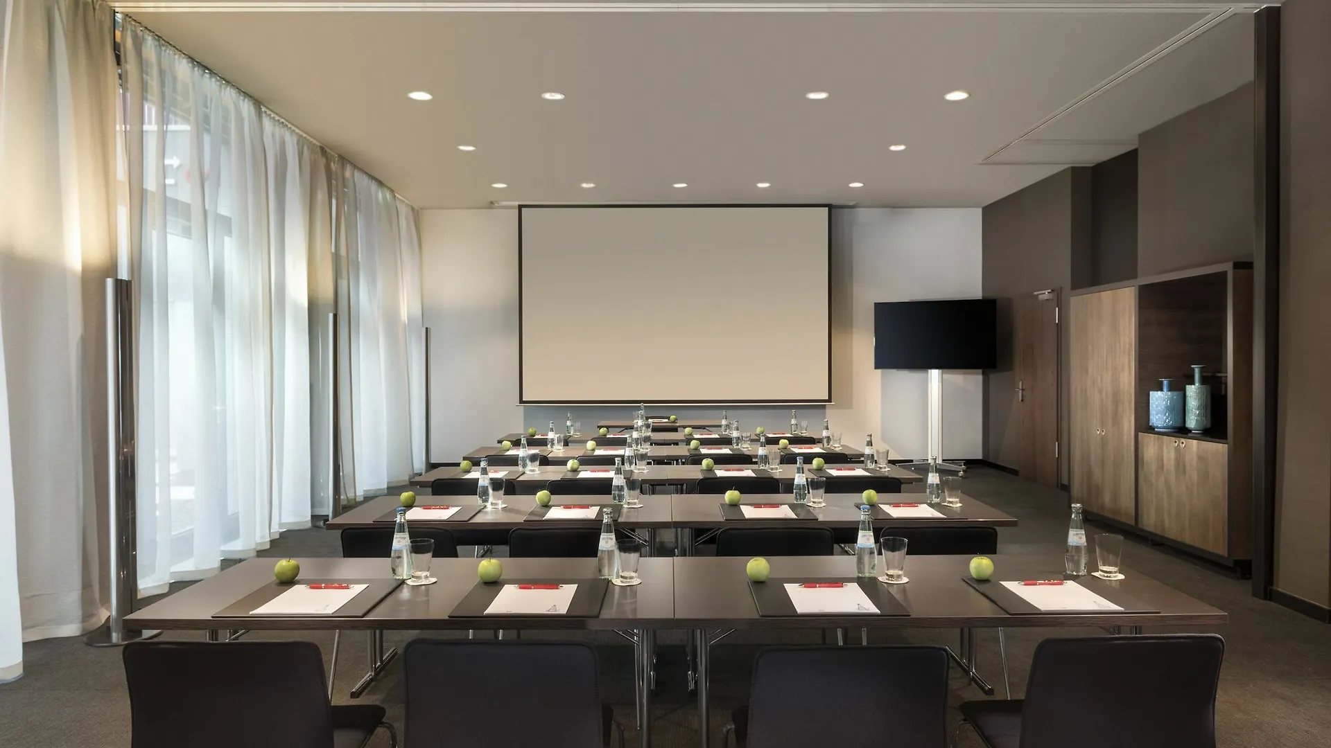 Adina Apartment Hotel Frankfurt Westend Frankfurt am Main